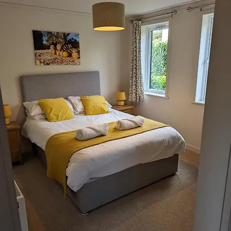 Great Trethew - Self Catering - Bar & Restaurant 4* Liskeard