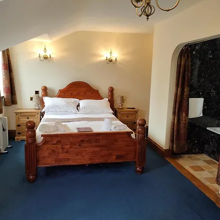 Hotell Great Trethew - Self Catering - Bar & Restaurant